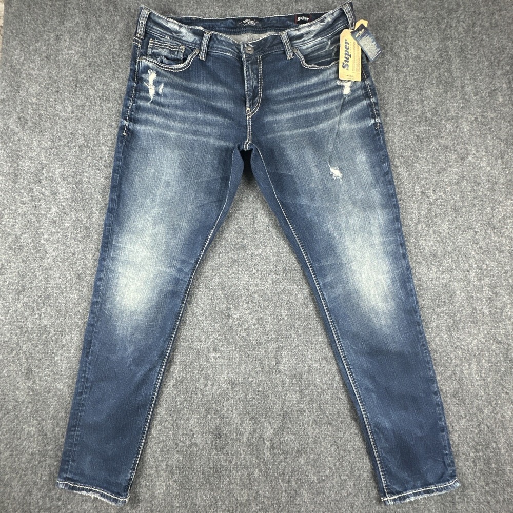 NWT Silver Jeans Women's Girlfriend Fit Mid Rise 22W !!*Check Measurements*!!